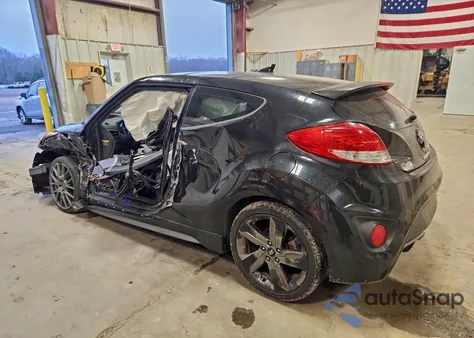 2015 Hyundai Veloster Turbo z USA, uszkodzony, nr VIN KMHTC6AE8FU224938